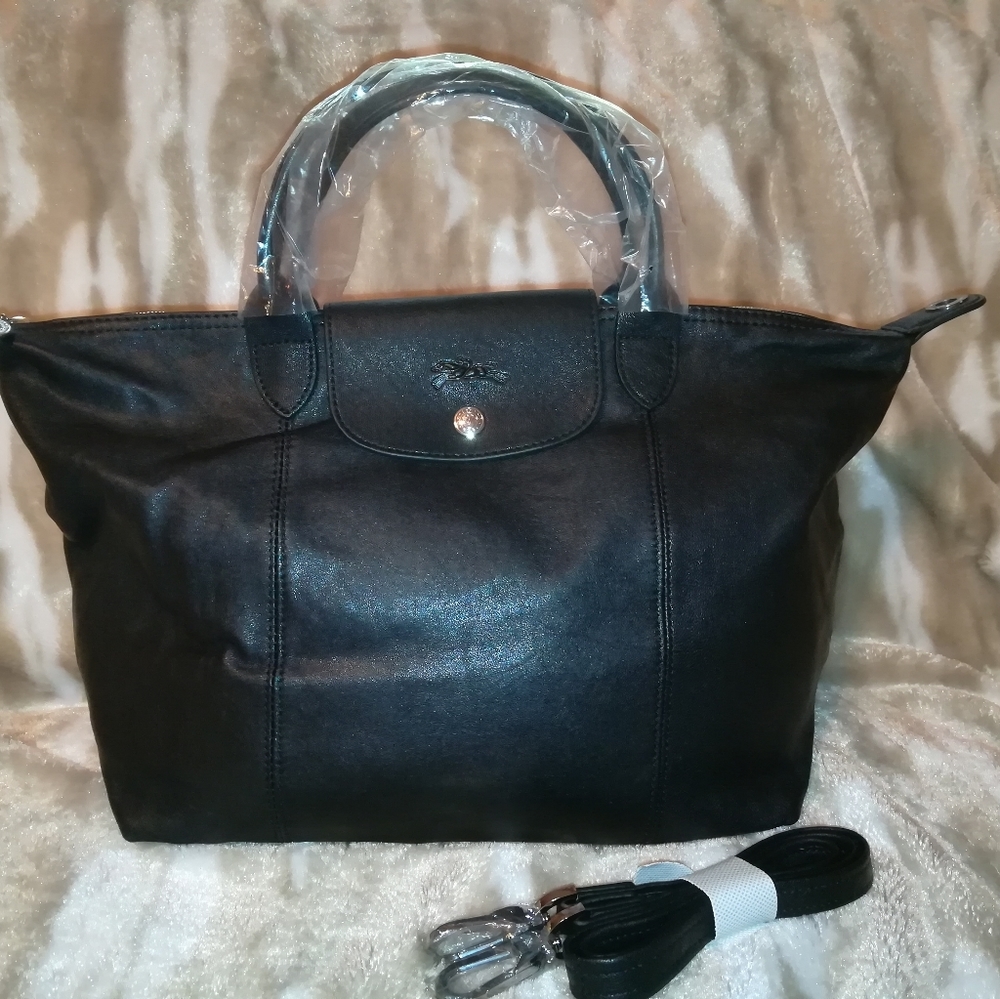 ❌SOLD❌ Longchamp Medium Top Handle Cuir Black